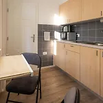 Epicenter - Rooms & Terrace